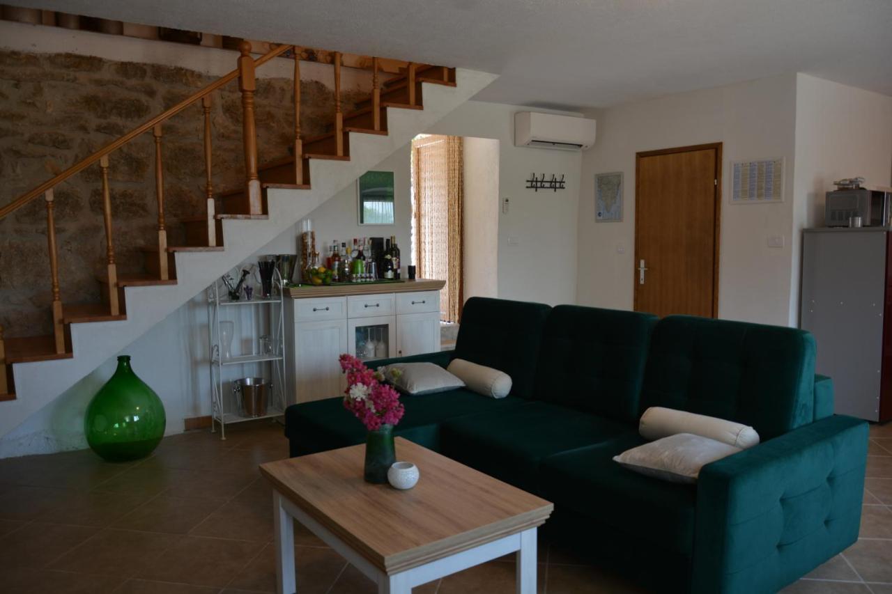 Casa Ferata - Holiday Home Vižinada Екстериор снимка
