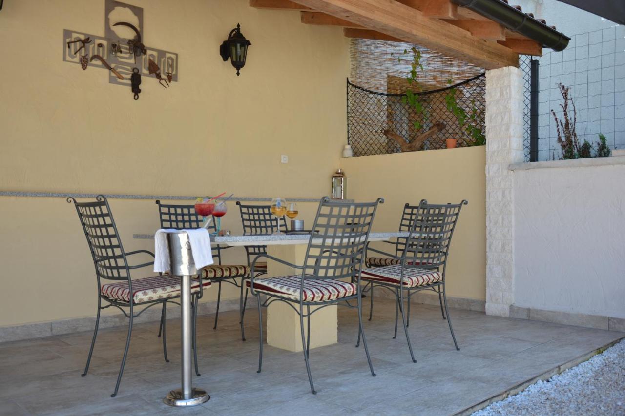 Casa Ferata - Holiday Home Vižinada Екстериор снимка