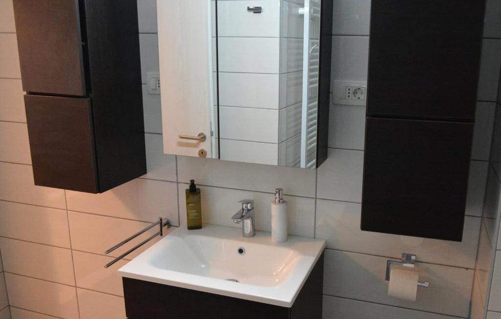 Casa Ferata - Holiday Home Vižinada Екстериор снимка