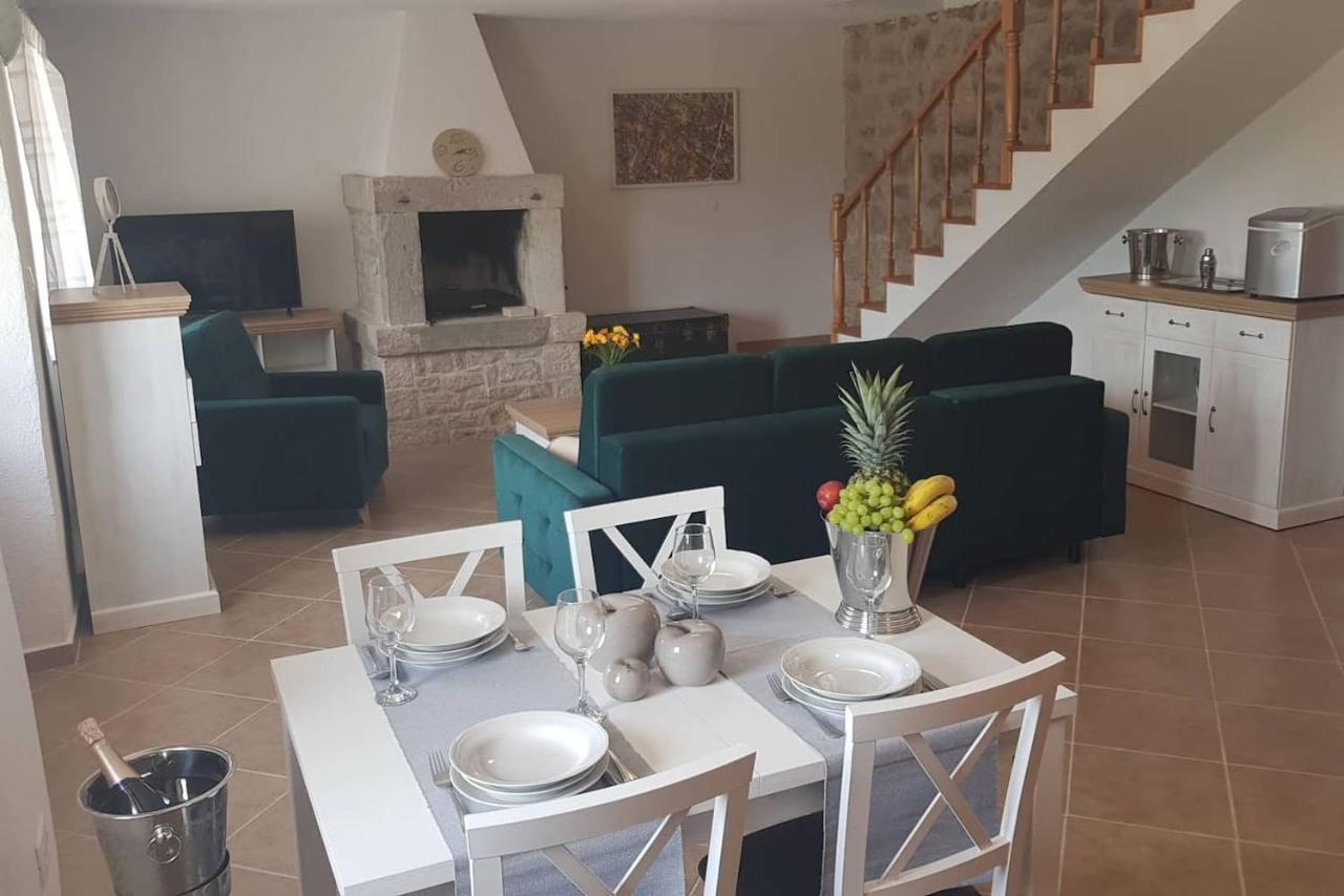 Casa Ferata - Holiday Home Vižinada Екстериор снимка